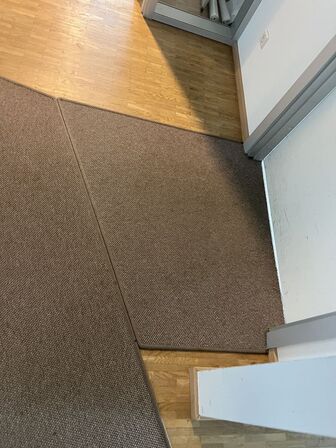 Tæpper til slidbeskyttelse (mange meter, se billeder)