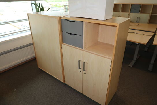 4 stk. el. hæve/sænke skrivebord EFG, reoler, skuffemoduler