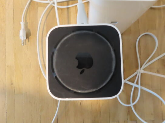 3 stk. wifi hotspots APPLE A1521