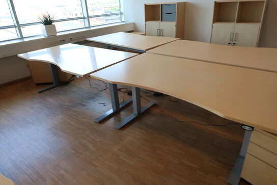 4 stk. el. hæve/sænke skrivebord EFG, skuffemoduler, reoler