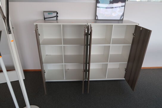 2 stk. skabe HOLMRIIS 