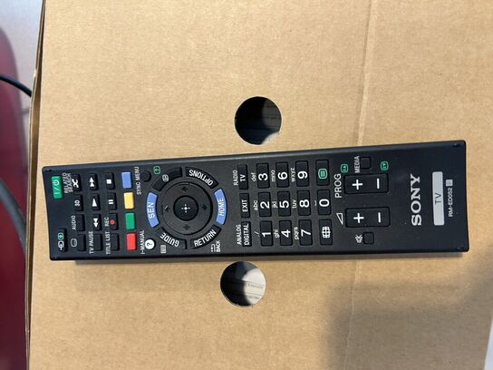 55" SONY TV m. BRACO & AMX konferencesystemer
