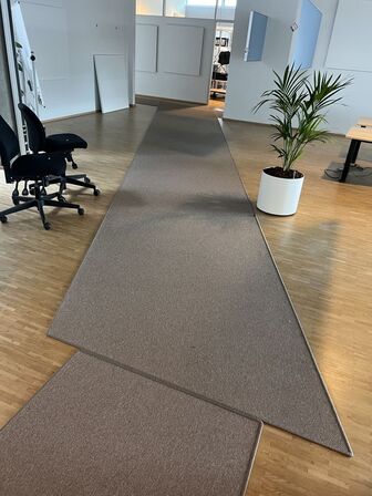 Tæpper til slidbeskyttelse (mange meter, se billeder)