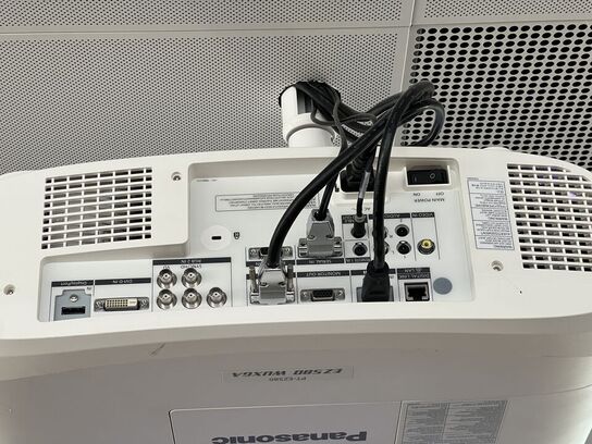 Projektor PANASONIC PT-EZ580 m. GRANDVIEW el. lærred