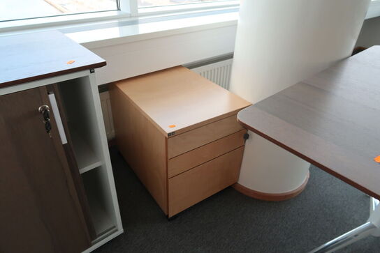 El. hæve/sænke skrivebord HOLMRIIS samt skab og skuffemodul