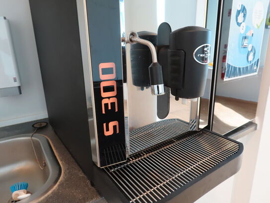 Espressomaskine REX ROYAL S 300 med mælkekøler