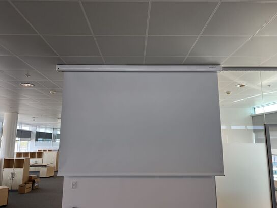 Projektor PANASONIC PT-EZ580 m. GRANDVIEW el. lærred