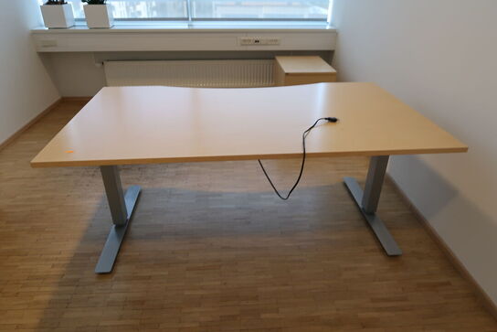 El. hæve/sænke skrivebord EFG, reol samt skuffemodul