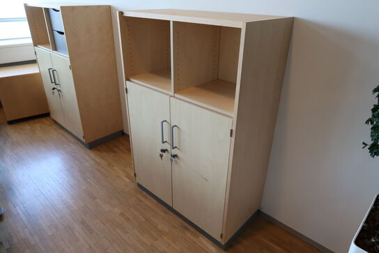 4 stk. el. hæve/sænke skrivebord EFG, skuffemoduler, reoler