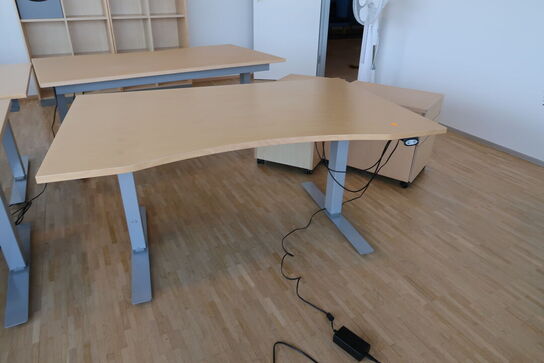 4 stk. el. hæve/sænke skrivebord EFG, skuffemoduler, reoler