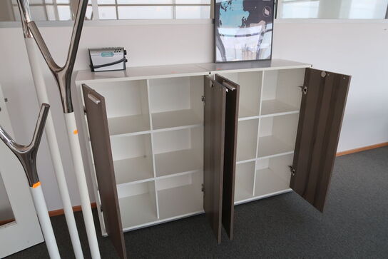 2 stk. skabe HOLMRIIS 