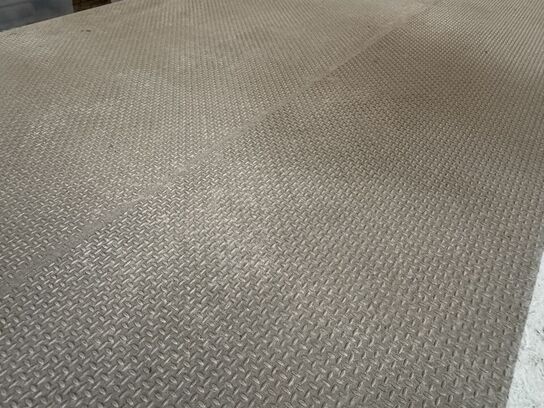 12 stk. betonplader fremstillet til altaner