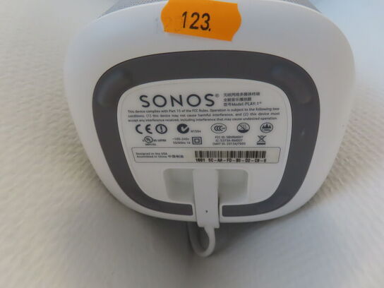 Højtaler med vægbeslag SONOS PLAY:1