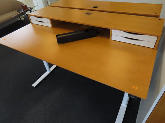 Hæve/sænkebord m. skuffer og søjle til skærm - 160x90 cm. DENCON