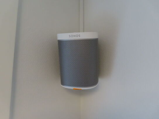 Højtaler med vægbeslag SONOS PLAY:1