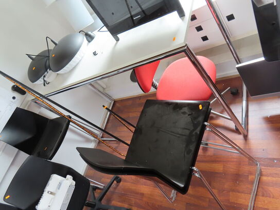 Højbord med 4 stole