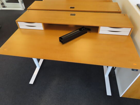 Hæve/sænkebord m. skuffer og søjle til skærm - 160x90 cm. DENCON