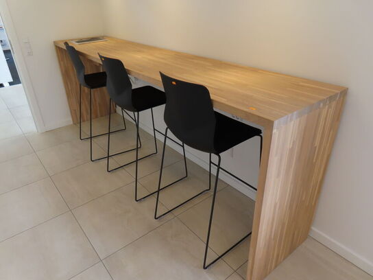 Højbord med 3 stole 300x61 cm. 