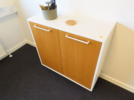 Vægmonteret kontorskab DENCON