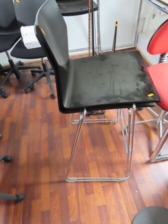 Højbord med 4 stole