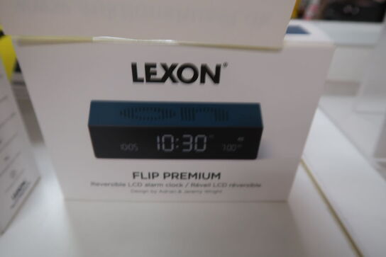 Lexon Flip Premium vækkeur LR152 blå