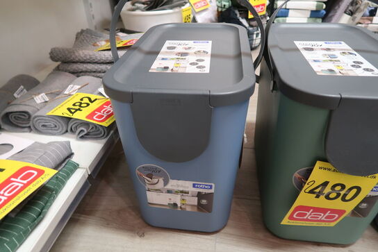 2 stk. Rotho affaldsspand 25 liter & 2 stk. Rotho affaldsspand 6 liter 