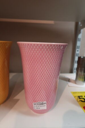 Lyngby Porcelæn Rhombe Color vase rosa 20 cm