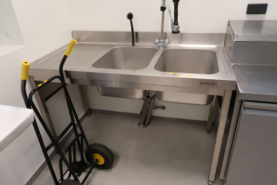 Rustfri opvaskebord med armatur og dobbeltvask GGM GASTRO