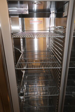 Fryseskab GGM GASTRO TKSF1400T2-EF