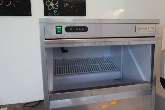 Isterningemaskine GGM GASTRO EWBH556-N