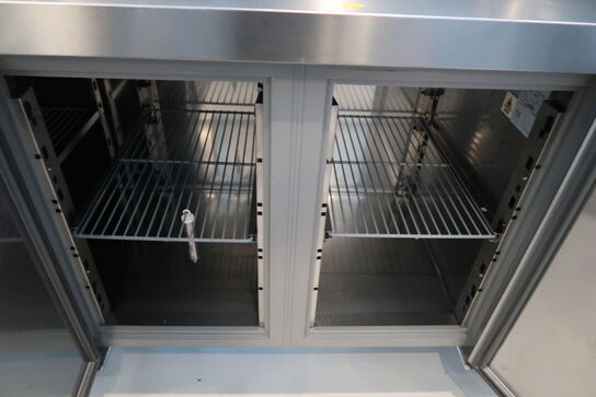 Kølebord GGM GASTRO KTF227AND-EF