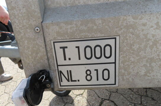 Trailer VARIANT 1013 S2
