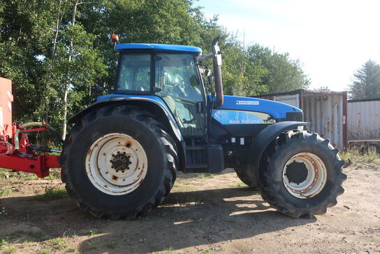 Traktor NEW HOLLAND TM190