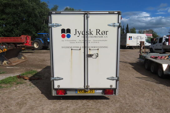 Trailer VARIANT 2005C3-door med indbygget kloakspuleanlæg