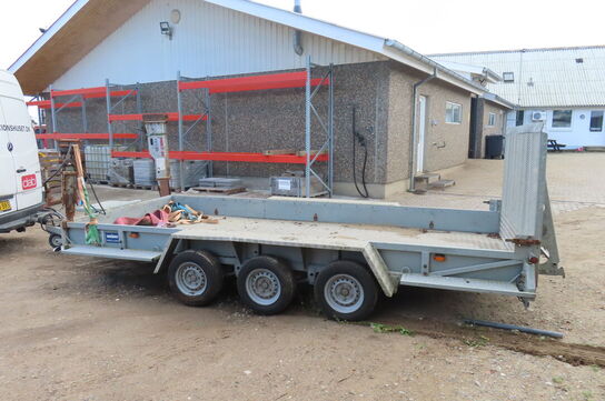 Maskintrailer VARIANT 3520M5