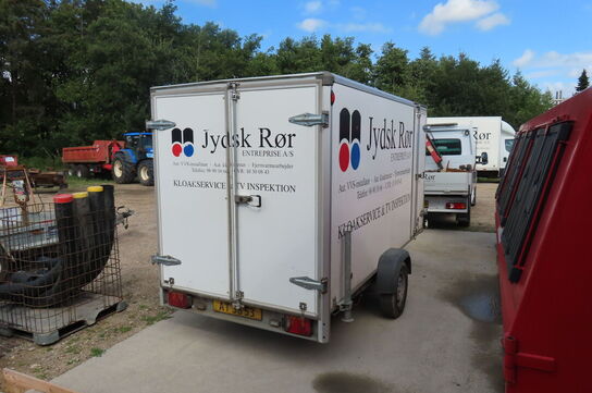 Trailer VARIANT 1317C4-door