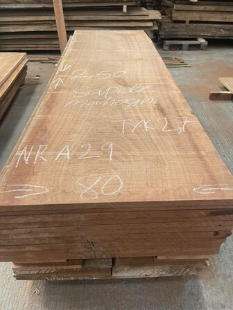 Træplanke i SAPELE (mahogni) 2,50x0,80m - 2,7 cm tyk