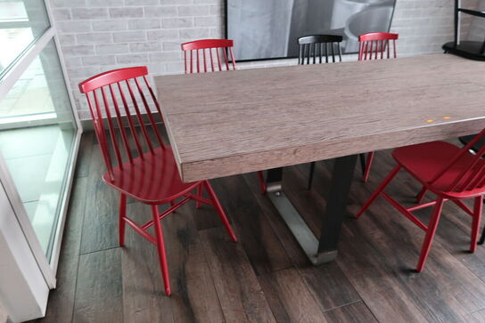 2 stk. borde med 9 stk. stole