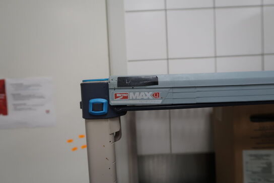 Fødevarereol METRO MAX uden indhold