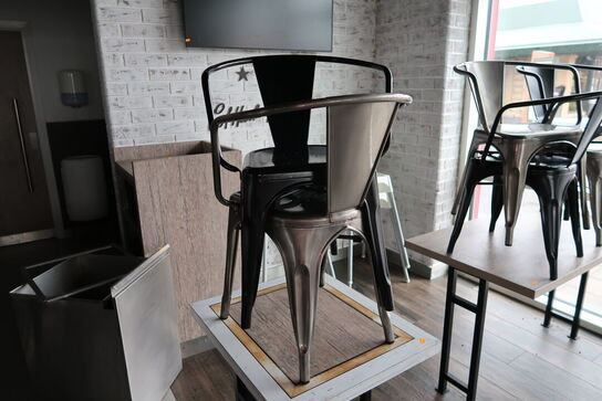 2 stk. borde med 6 stk. stole