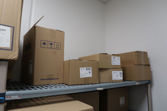 Fødevarereol METRO MAX med indhold