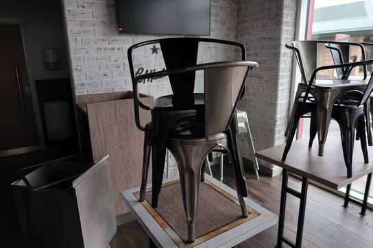 2 stk. borde med 6 stk. stole