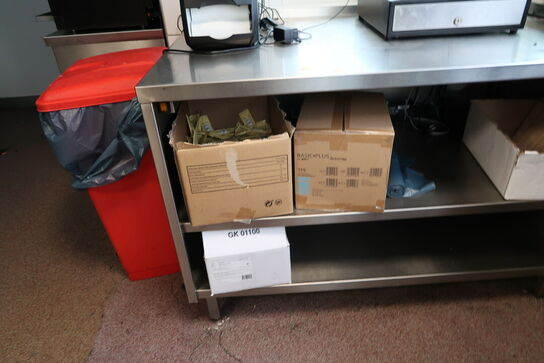 Rustfri stålbord med indhold (elektronik medfølger ikke)