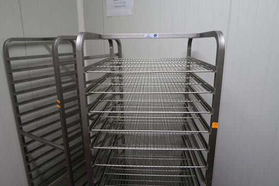 Stikvogn med indhold