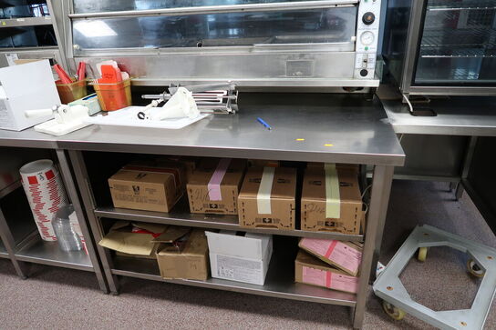 Rustfri stålbord med indhold (transfer bin og varmeskab medfølger ikke)