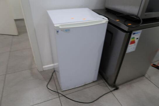 Køleskab SENZ LA501W