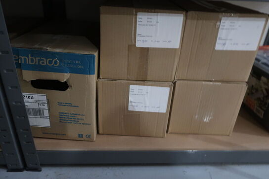 3 stk. lagerreoler med indhold