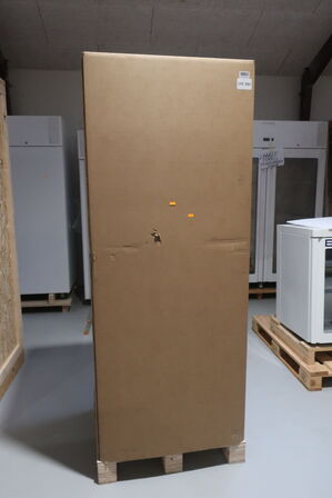 Køleskab B SCIENCE LFE 380