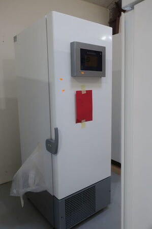 Fryseskab B SCIENCE GLOBAL B-ULT 400 (Display total skadet)