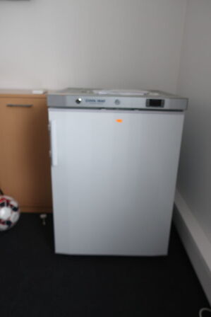 Fryseskab COOL HEAD CN 2